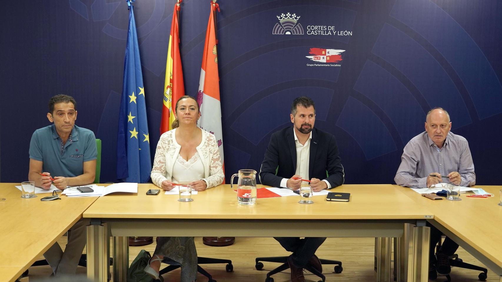 Temprano en la reunión de este jueves con Tudanca.