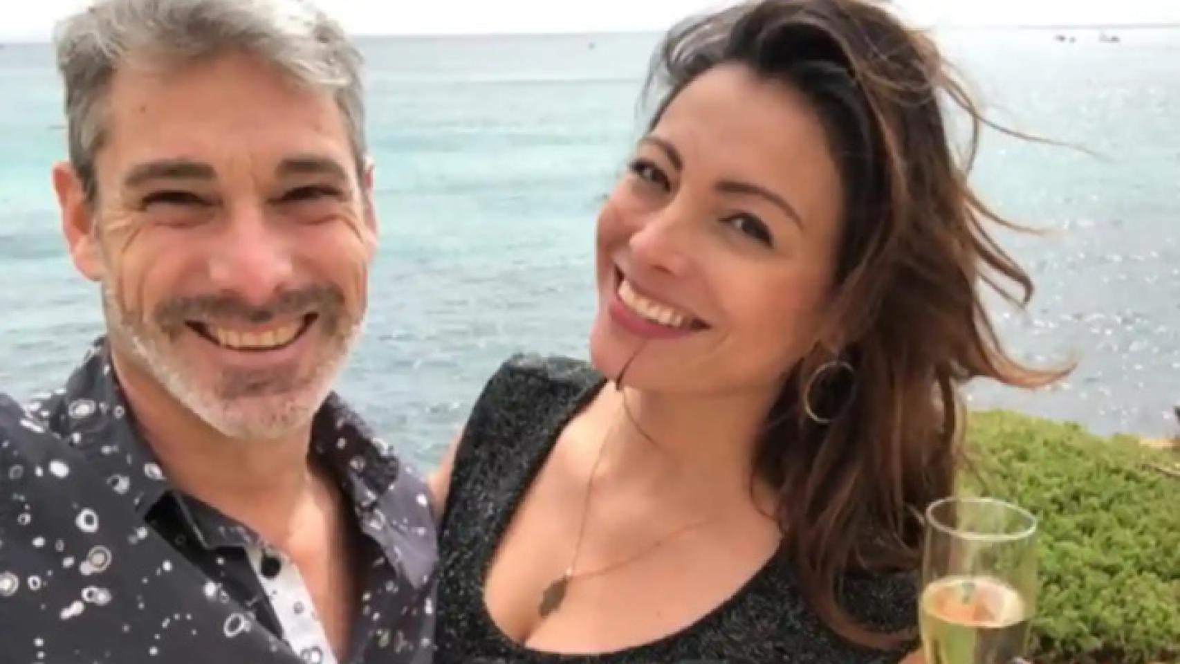 Silvia Idalia Serrano junto a su pareja, Daniel Poyato.