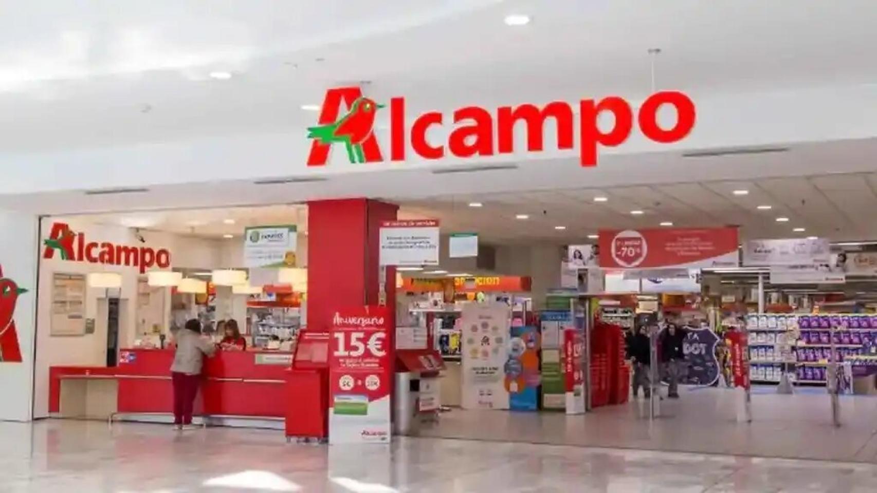 Fachada de Alcampo