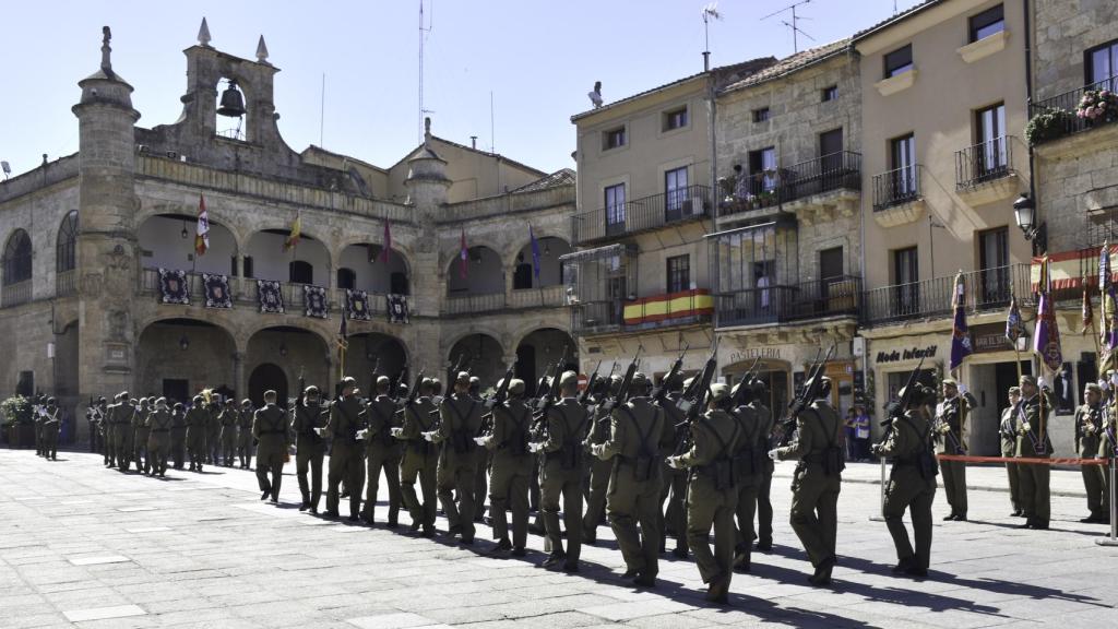 Imágenes del homenaje a Herrasti en la Semana Napoleónica de Ciudad Rodrigo