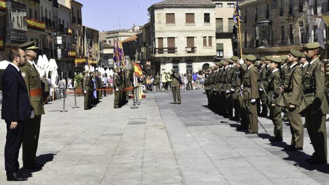 Acto homenaje a Herrasti en Ciudad Rodrigo a cargo del Regimiento de Ingenieros número 11 de Salamanca