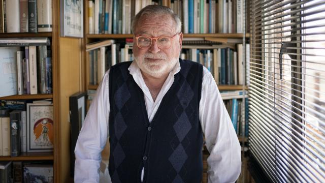 Fernando Savater durante una entrevista con El Cultural. Foto: Javier Carbajal