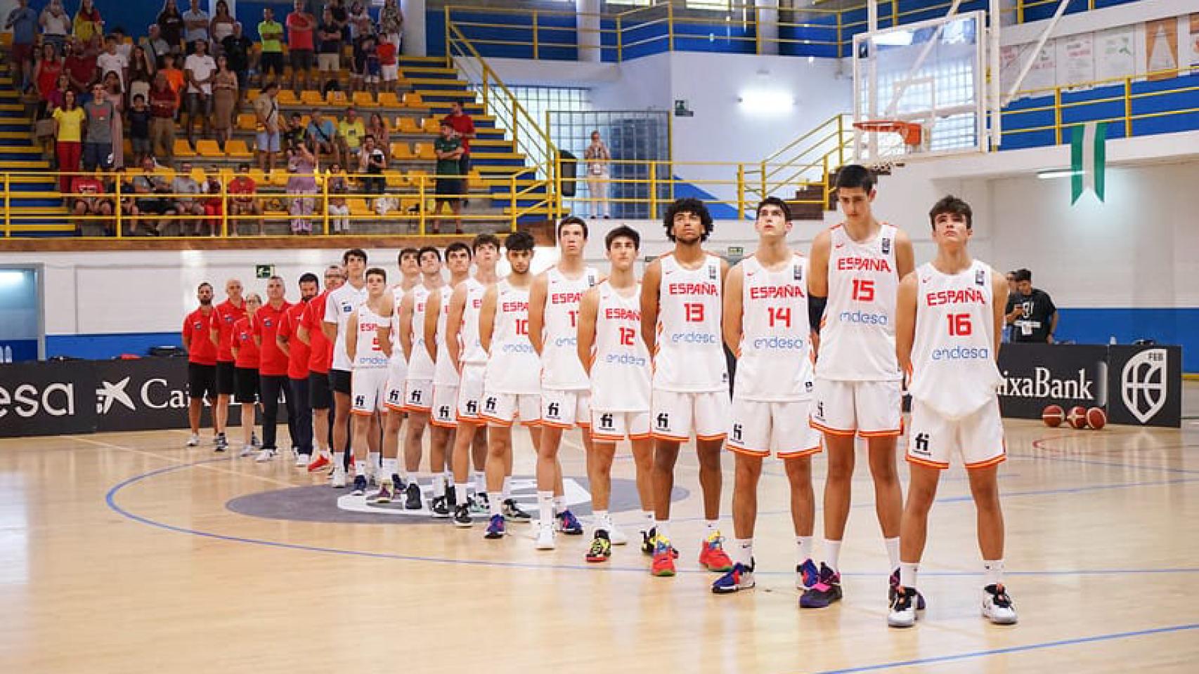 Los jugadores de la selección española u17.