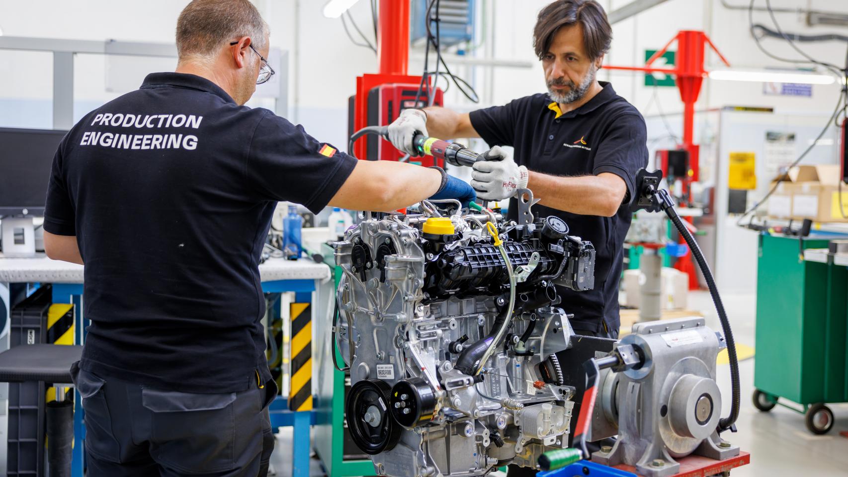 Prototipos de motor en el edificio I + D + i de Renault Valladolid