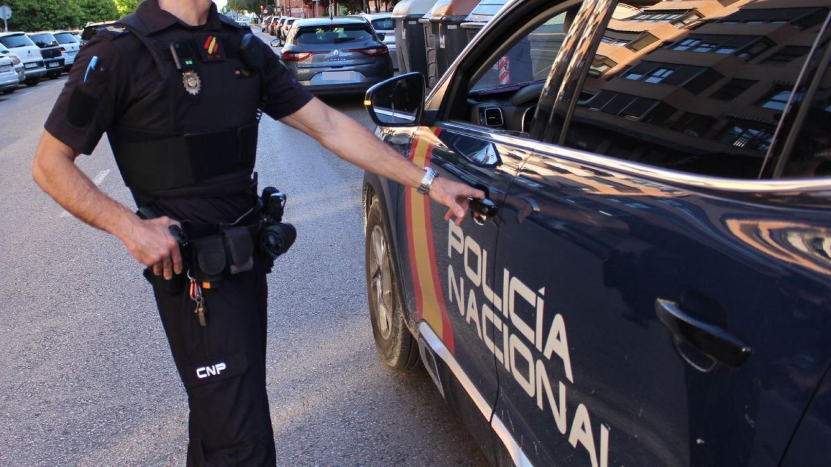 Agentes de la Policía Nacional