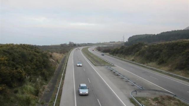 Coches en la autovía A-3.