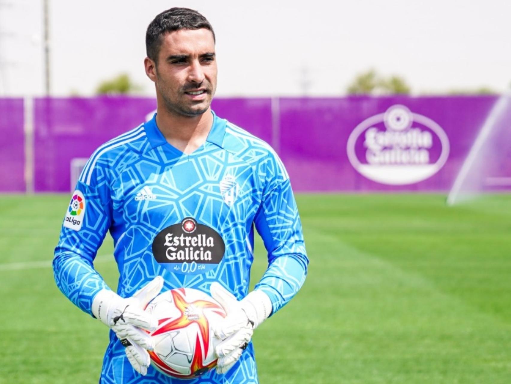Sergio Asenjo en su presentación. Fotografía: Real Valladolid