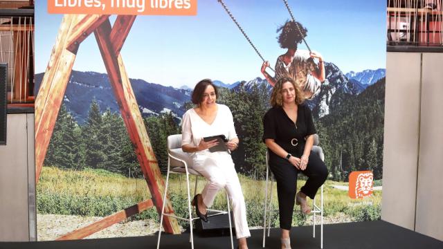 Almudena Román, directora general de banca para particulares y Angela Sanchez, directora de pagos y cuentas ING
