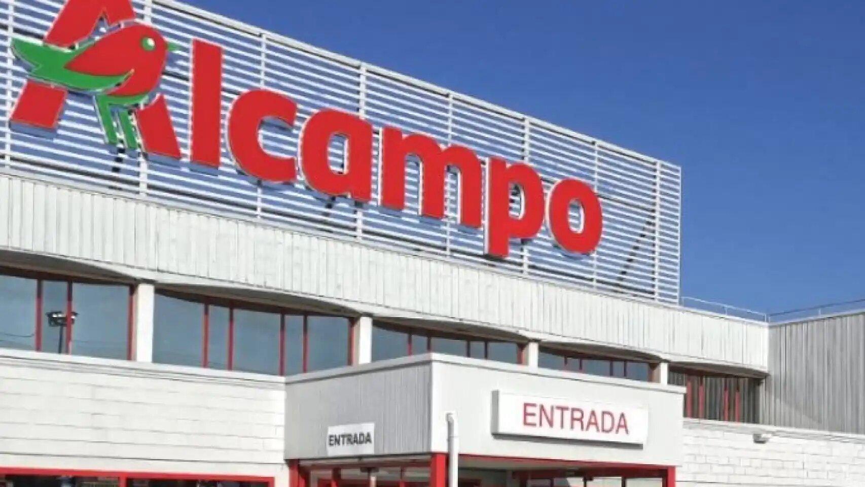 Fachada del supermercado Alcampo