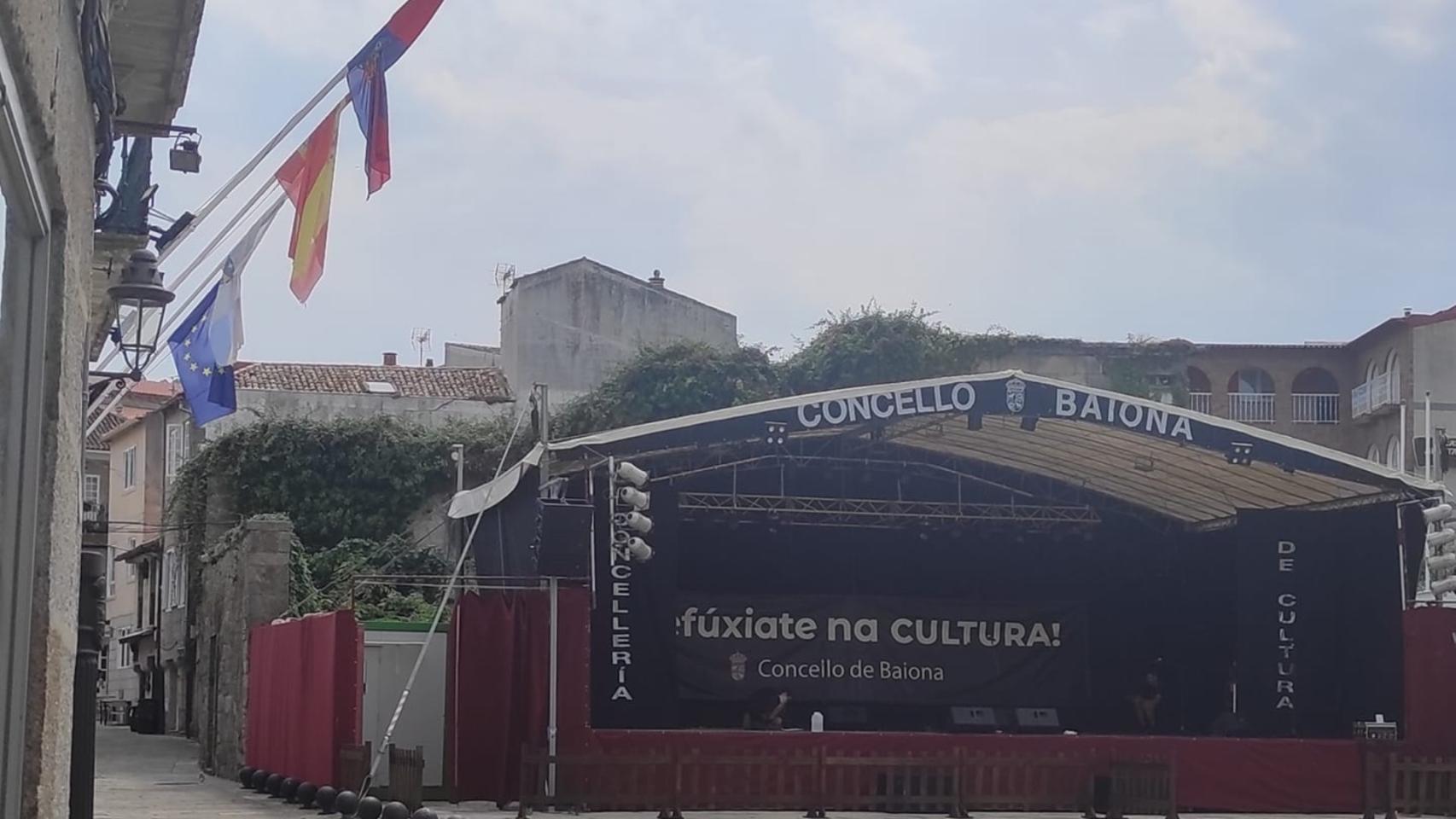 Escenario en el que tuvo lugar el monólogo de Quico Cadaval en Baiona.