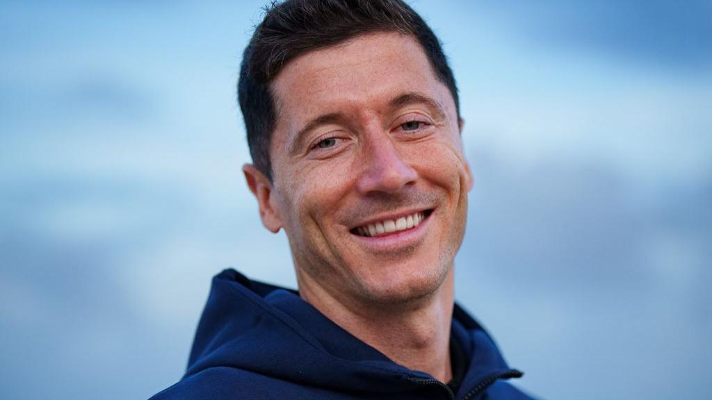 Robert Lewandowski, en su primer día como futbolista del Barça