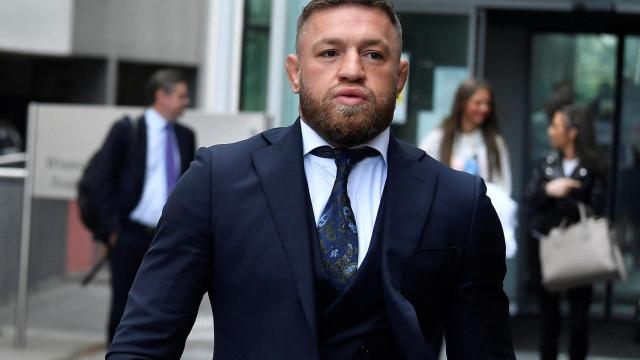 Conor McGregor, llegando a la corte de Dublín