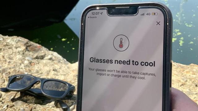 Imagen de Jeremy Burge con las gafas sobrecalentadas.