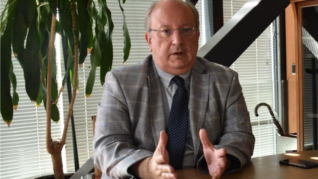 Enrique Cabero, presidente del CES de Castilla y León, en un momento de la entrevista