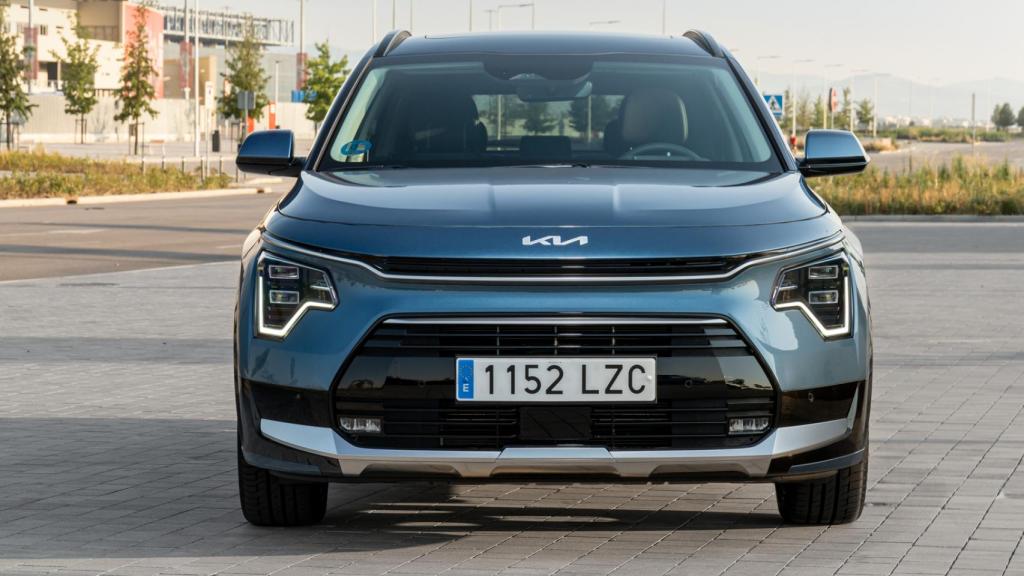 El kia Niro destaca por su diseño atractivo.