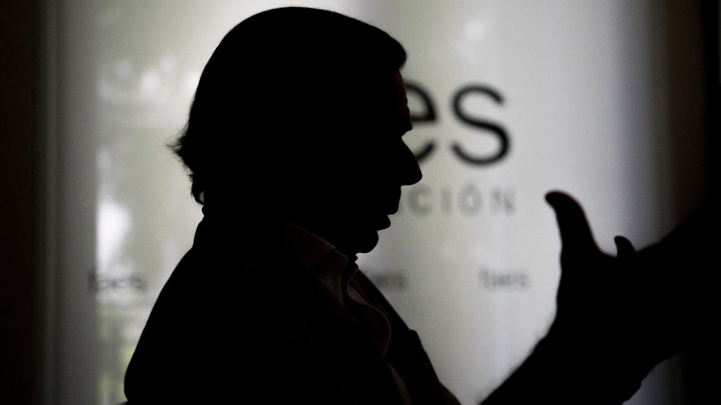 José María Aznar, expresidente del Gobierno entre 1996 y 2004, en un contraluz.