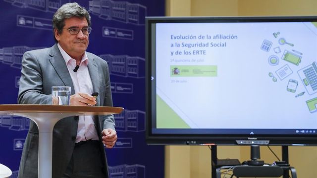 El ministro de Inclusión, Seguridad Social y Migraciones, José Luis Escrivá.