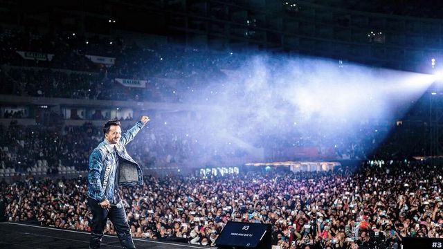 Luis Fonsi es una de las estrellas que pasarán por el escenario de Brilla Torrevieja, en la imagen en su último concierto.
