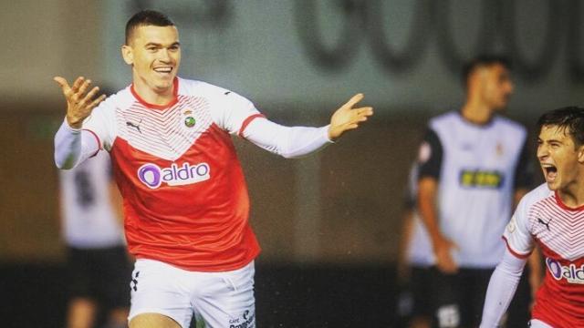 Jack Harper, el delantero que ha fichado el Hércules.