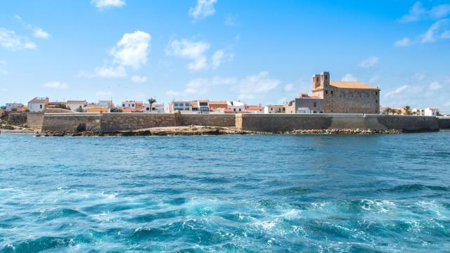 La isla de Tabarca, la única habitada de la Comunidad Valenciana.