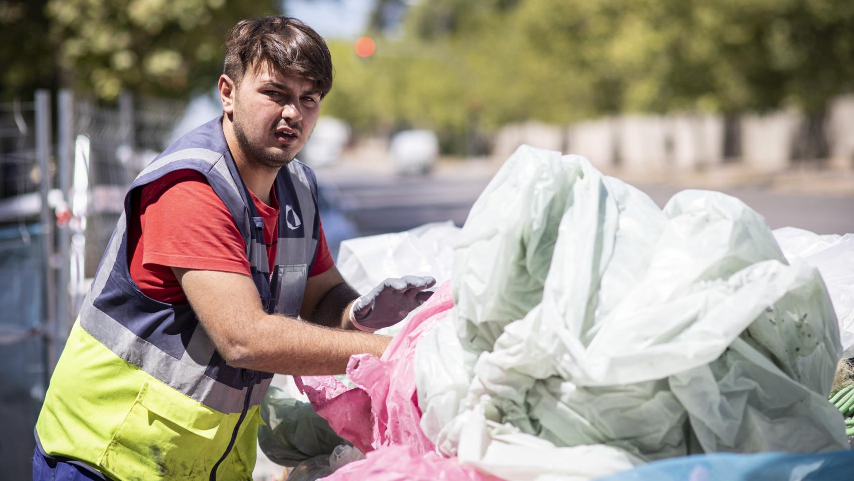 Trabajos Que Matan o Cómo Ganarse la Vida a Más de 40 Grados por el Salario Mínimo