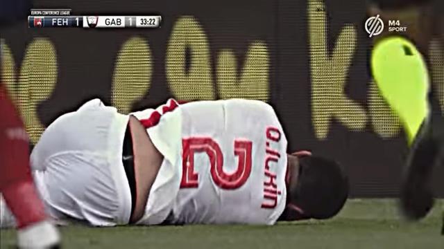 Se roza la tragedia en la Conference: un futbolista salva a su compañero de tragarse la lengua