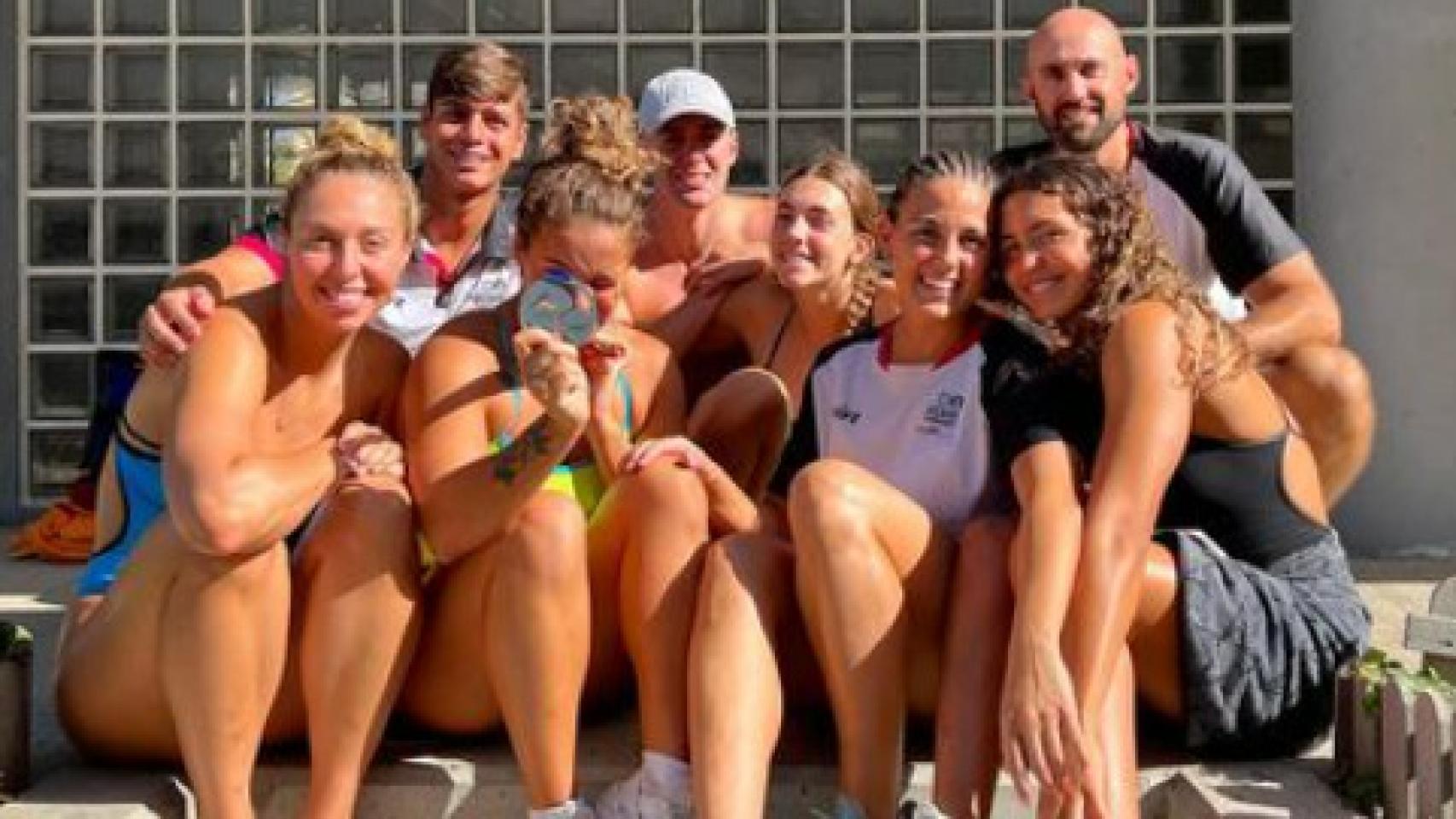 Carmen Balbuena, junto a parte de sus compañeros.