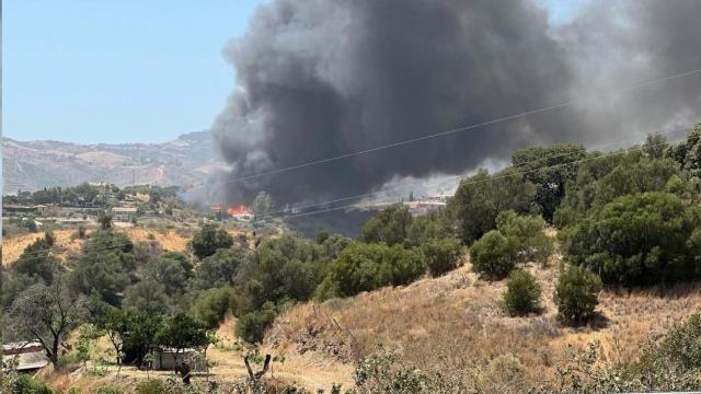 Una imagen del fuego en la Cala de Mijas.