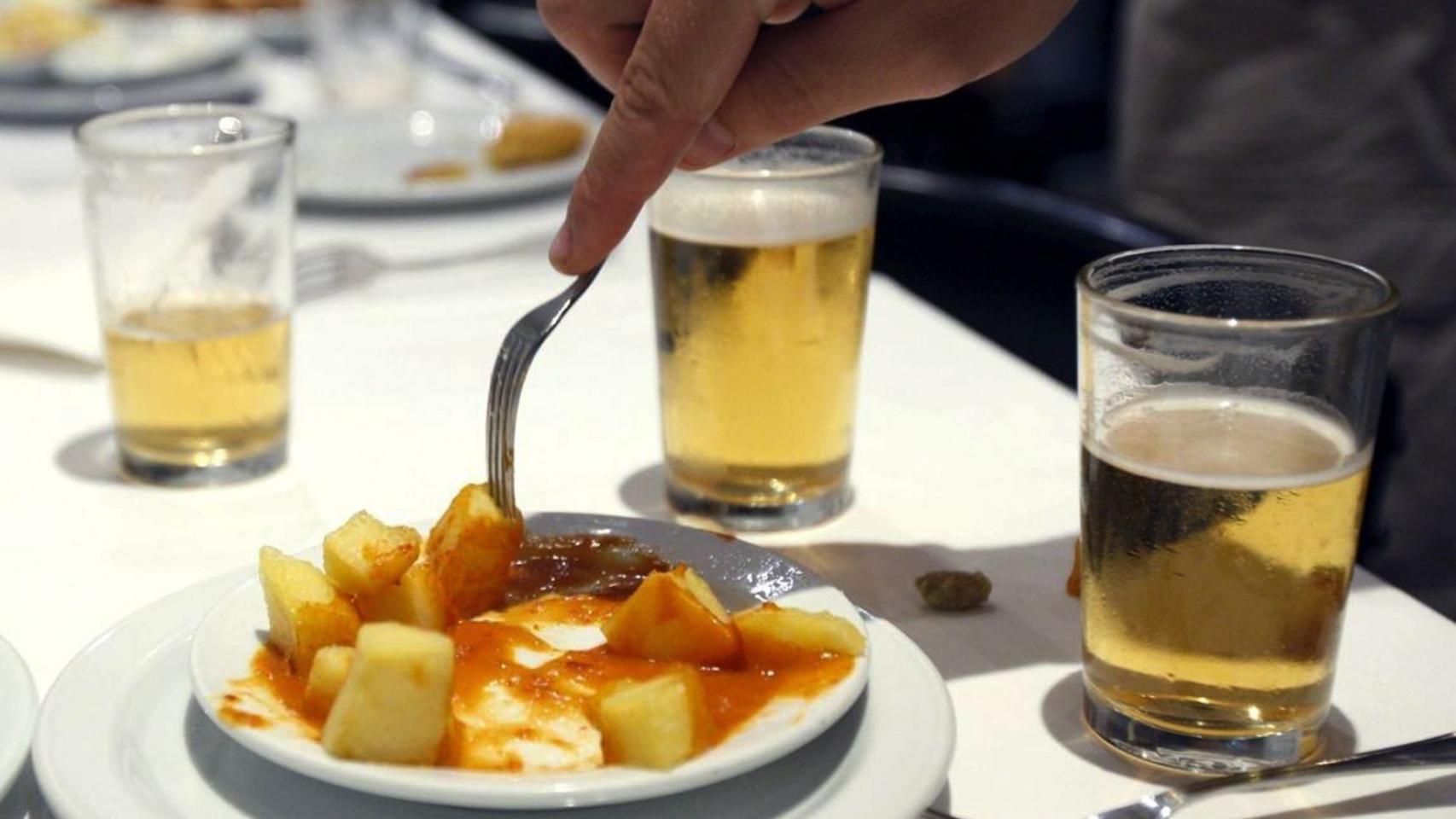 Los aperitivos más comunes suelen contener alimentos ultraprocesados.