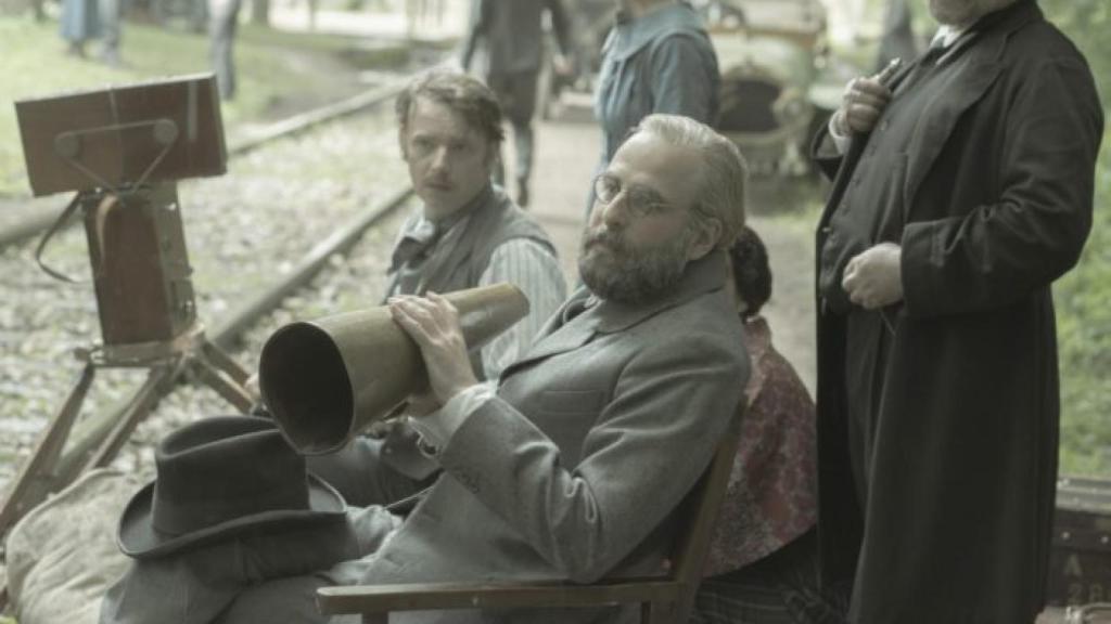 Vincent Macaigne como Feuillade, el director de 'Les Vampires'.