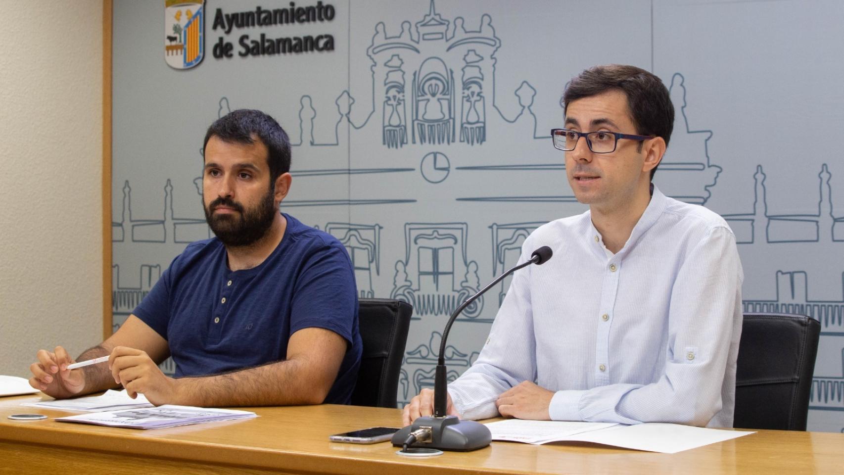 Los concejales socialistas Álvaro Antolín y José Luis Mateos
