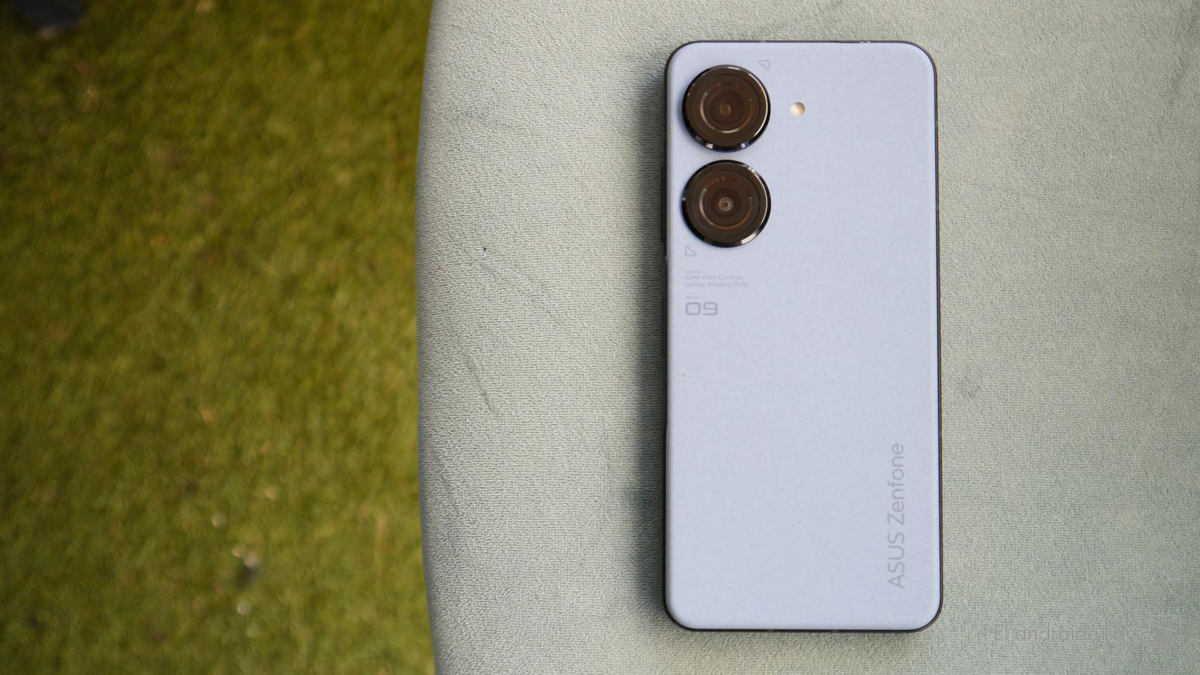 ASUS Zenfone 9