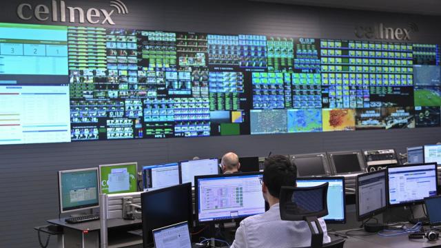 Uno de los espacios de trabajo de los que dispone la compañía Cellnex en la Torre de Collserola.