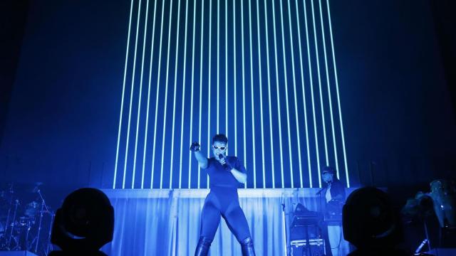 Un momento de la actuación de Nathy Peluso en el Low, este viernes.