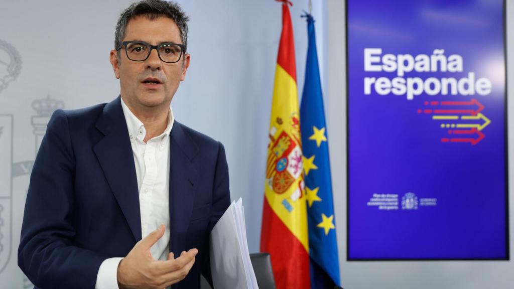 El ministro de Presidencia, Félix Bolaños, este lunes en la rueda de prensa posterior al Consejo de Ministros.