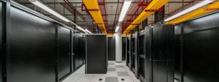 Interior de uno de los centros de Equinix.