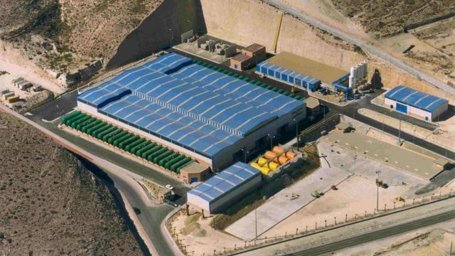 Desaladora de Acciona.