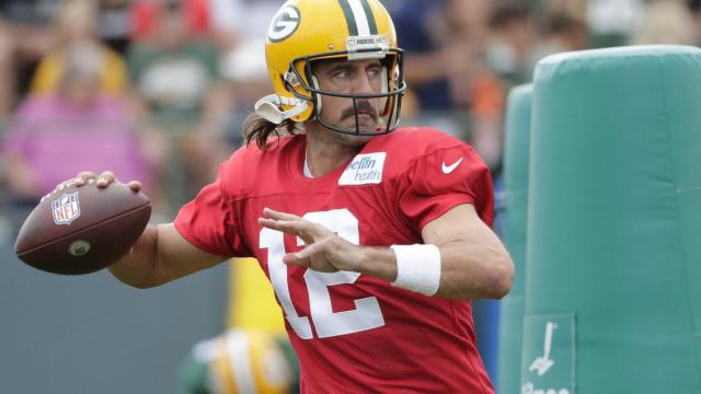 Aaron Rodgers durante el Training Camp.
