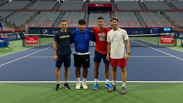 Carlos Alcaraz, junto a su equipo en Montreal
