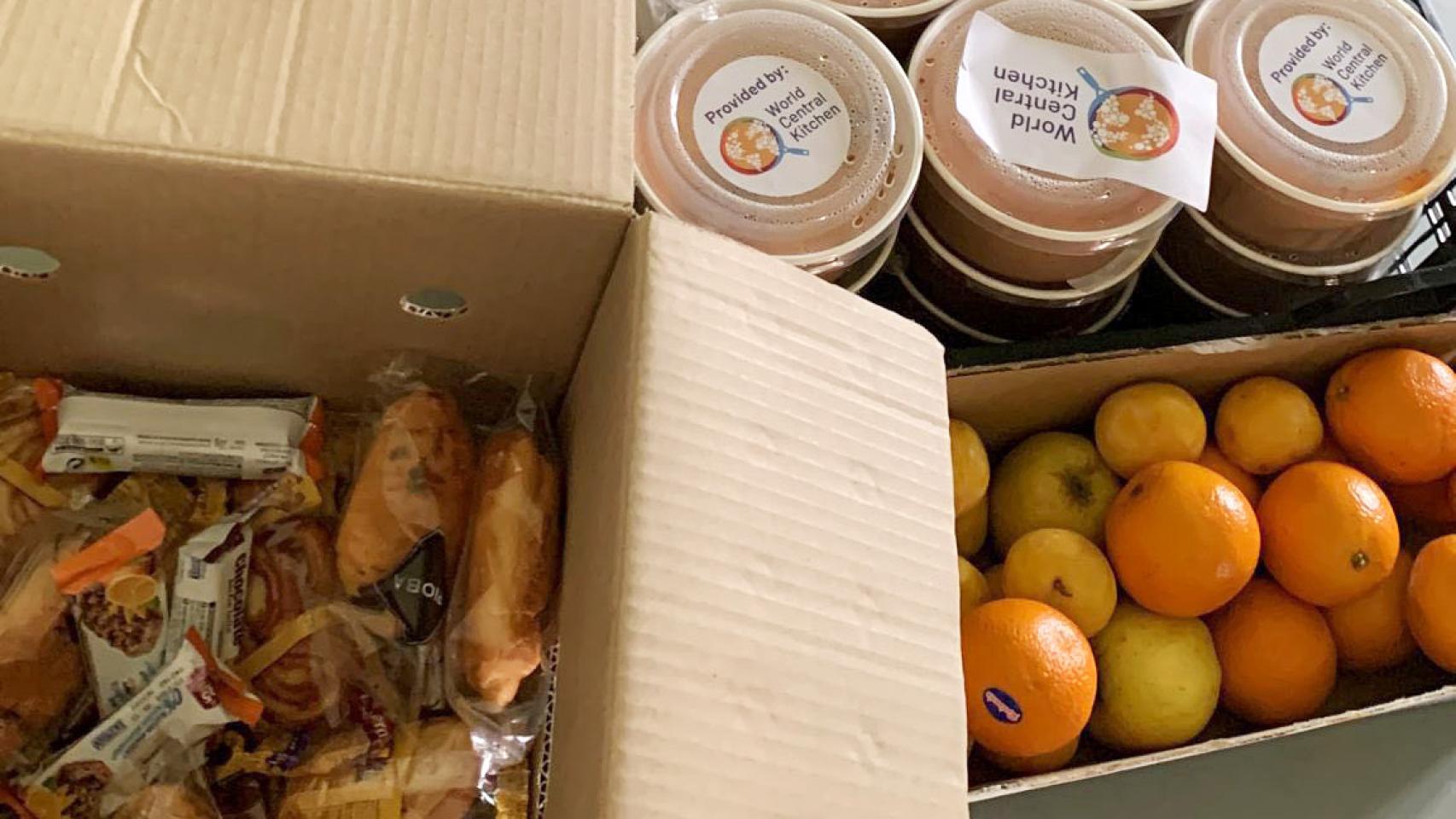 Comida suministrada por el chef José Andrés en el incendio de Santa Cruz del Valle