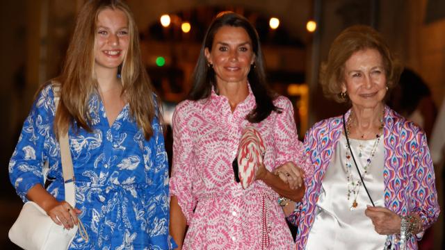 Letizia, Leonor y la reina Sofía, de cena en Palma.