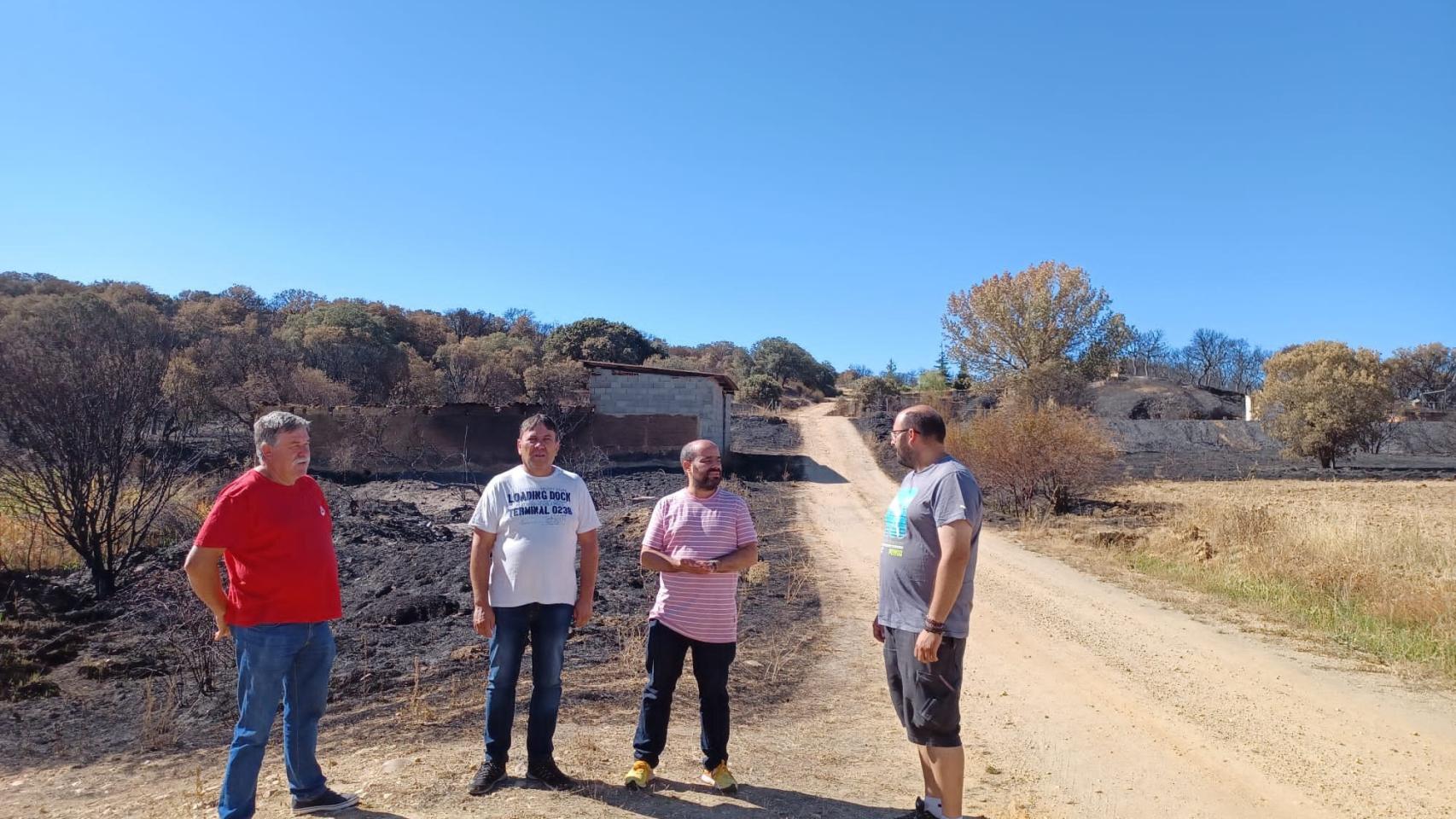 El Psoe de la Diputación de Zamora visita las zonas afectadas por los incendios forestales