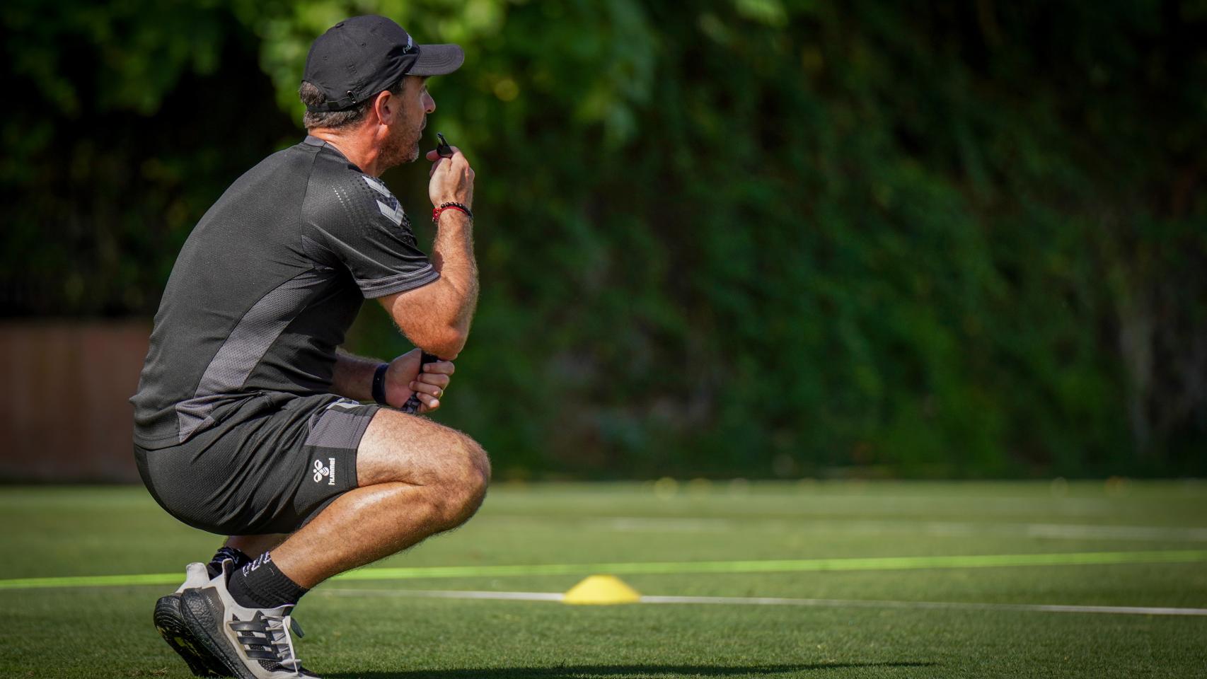 Pablo Guede, entrenador del Málaga CF, durante la pretemporada