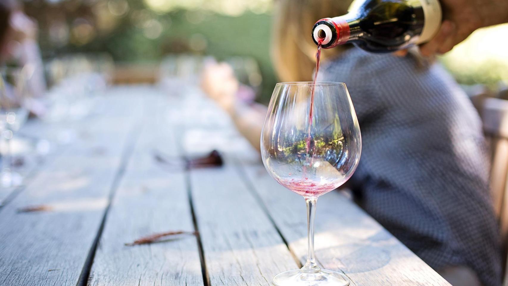 El pueblo en el que tomar el mejor vino a dos horas de Madrid