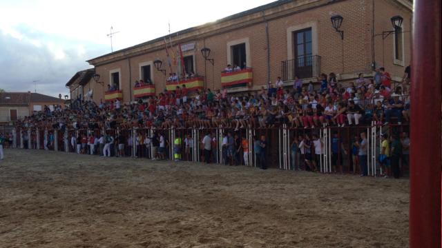 Público en las Fiestas de los Novillos de La Seca
