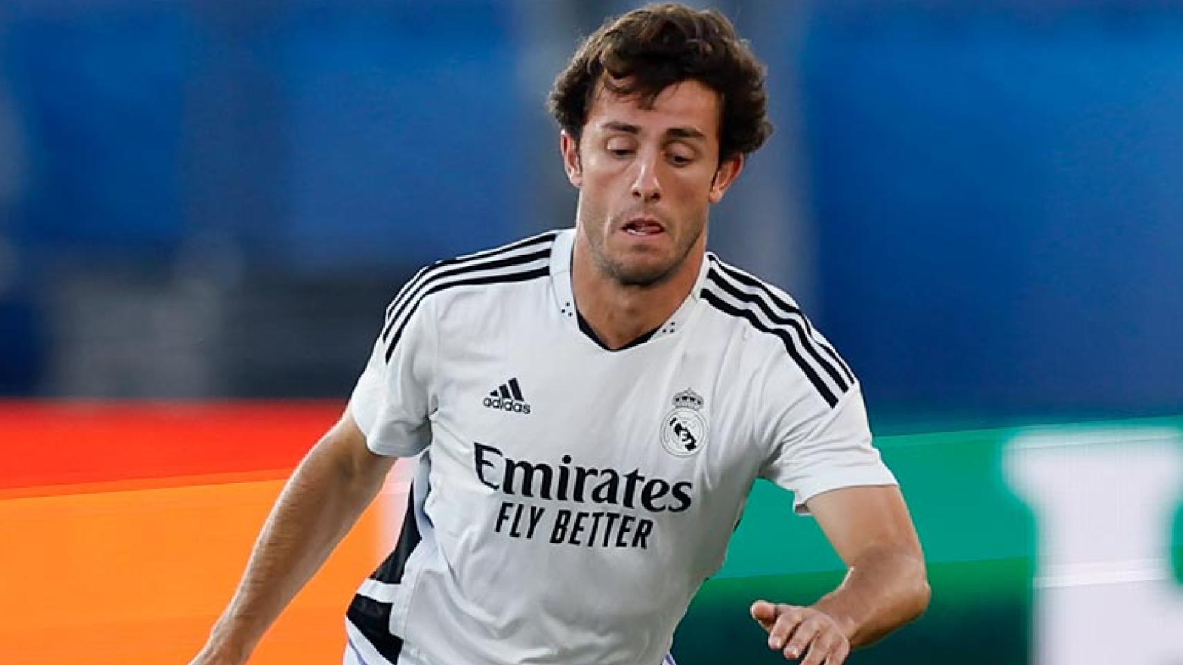 Álvaro Odriozola entrenando en el Olímpico de Helsinki.