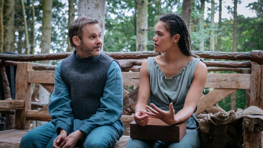 Paul y Bella en una de las secuencias de la serie.