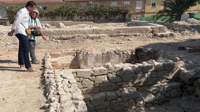 Una foto de la cripta.