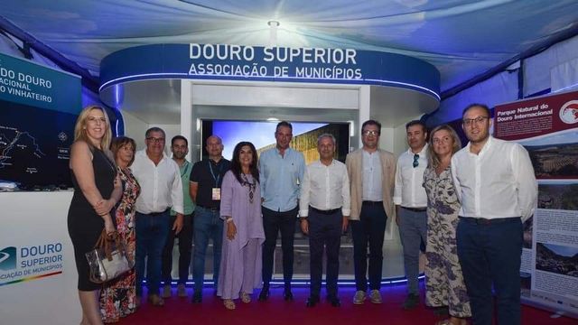 La delegación de Ciudad Rodrigo en un stand de la Feria