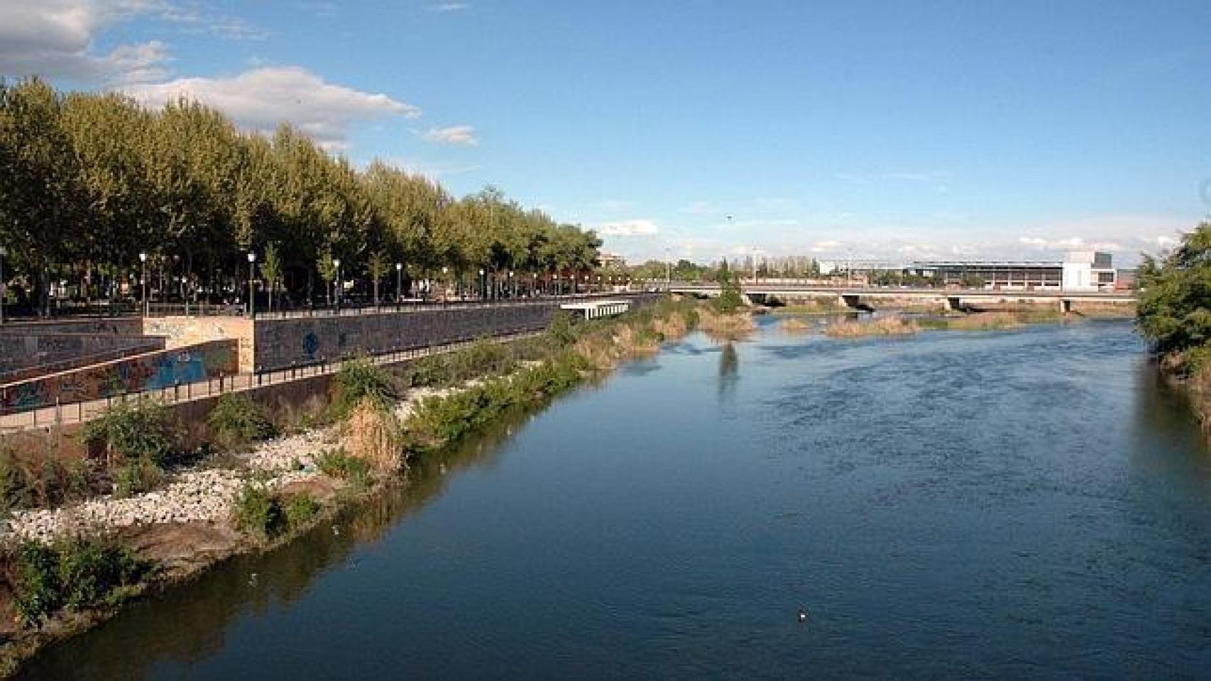 El río Tajo a su paso por Talavera de la Reina.